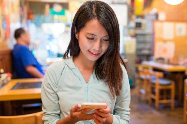 国际版微信被美国强行收购，我们该不该卖，卖的话多少钱合适？